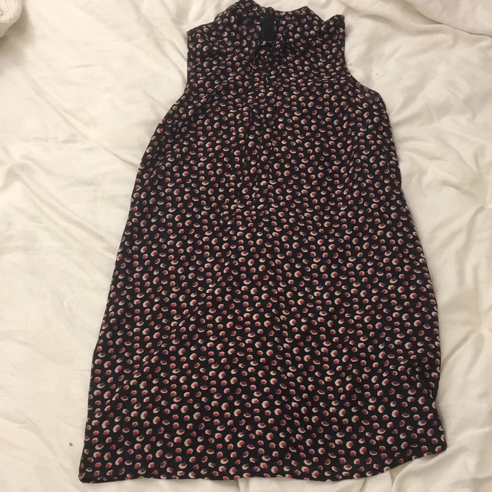 Collared shift dress with tie front